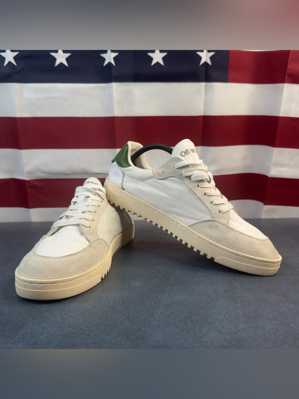 Off-White 2.0 Low Sneakers White Green Suede Men's Size 44 OMIA042 Authentic